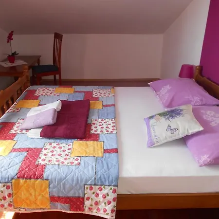 Appartamento Olive House Rab *