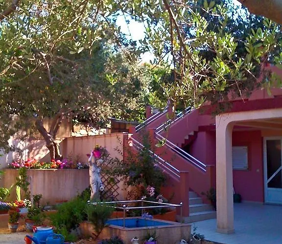 Appartamento Olive House Rab *
