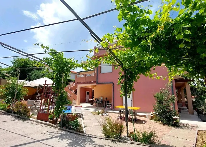 Olive House Rab Apartment